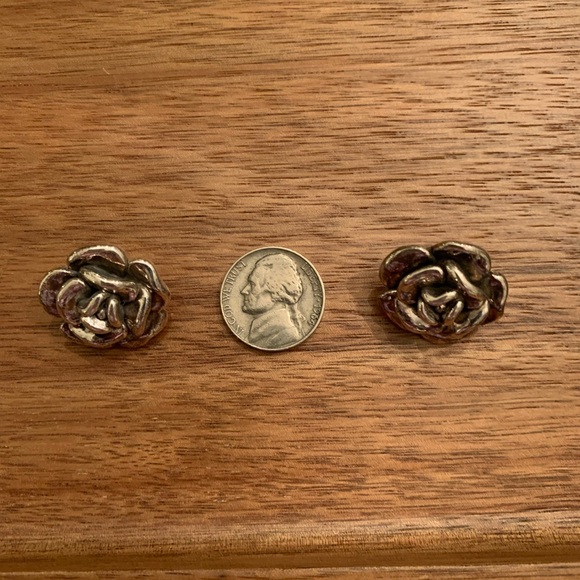 925 Sterling Silver Rose Stud Earrings - Picture 5 of 5